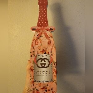 NWT Gucci Pink Floral With Ribbon Champagne Bottle Wood Decor